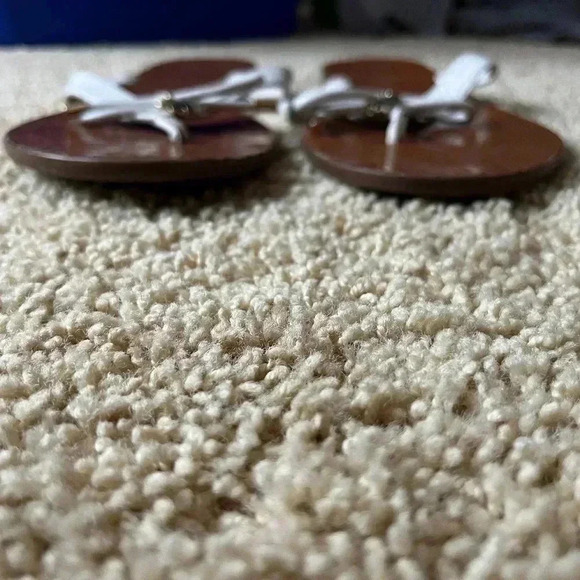 Kate Spade Sandals White size 9M - Picture 4 of 5